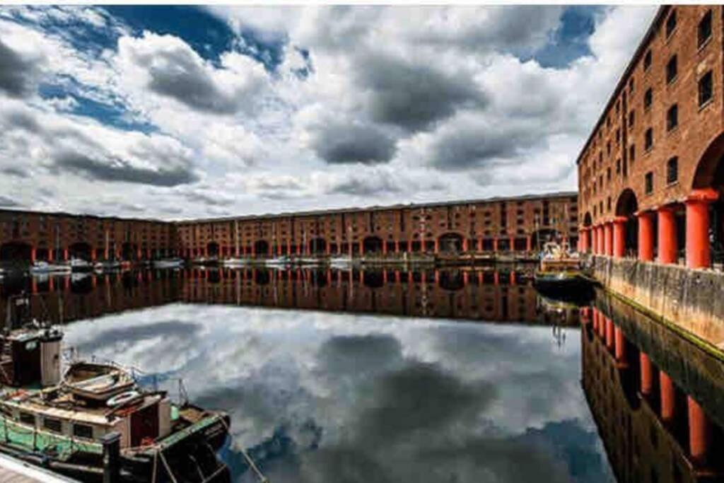 Liverpool, Superb City Centre Apartment With Parking Экстерьер фото